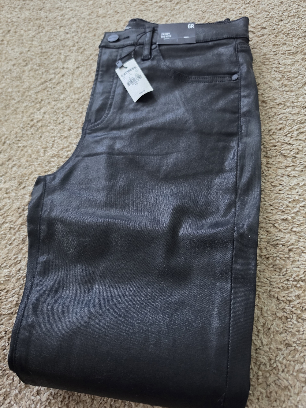 Express Women’s Skinny Jeans in Black